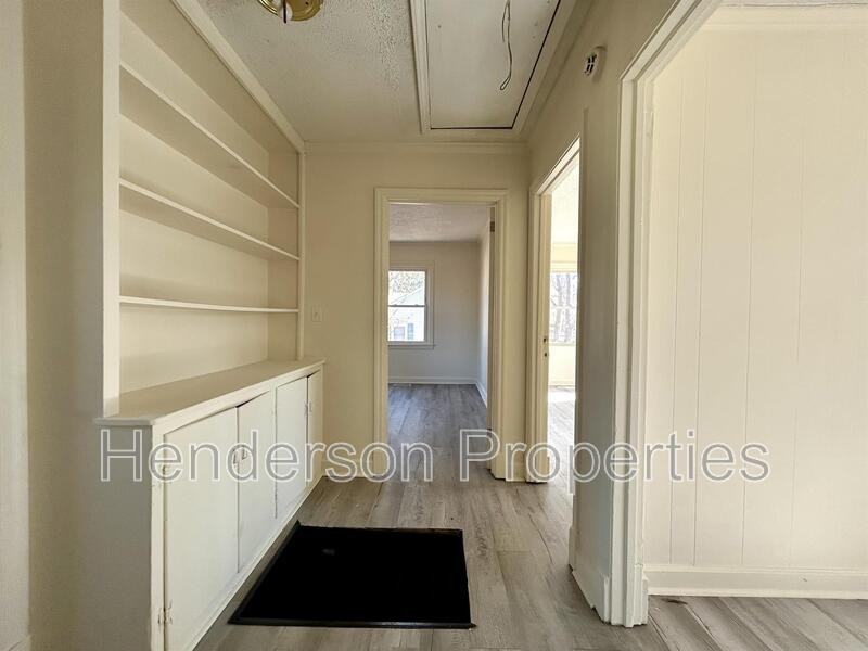 1219 Bailey St - Photo 5 of 16