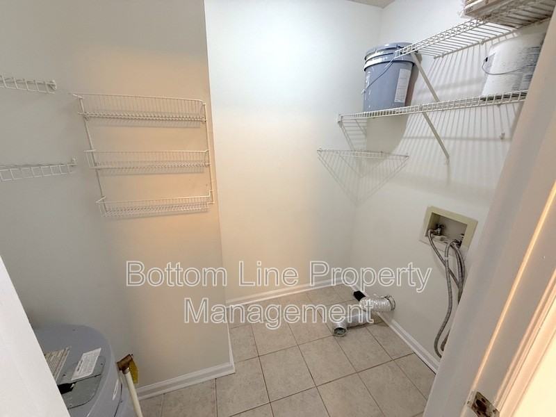 6330 Windsor Gate Ln - Photo 6 of 15