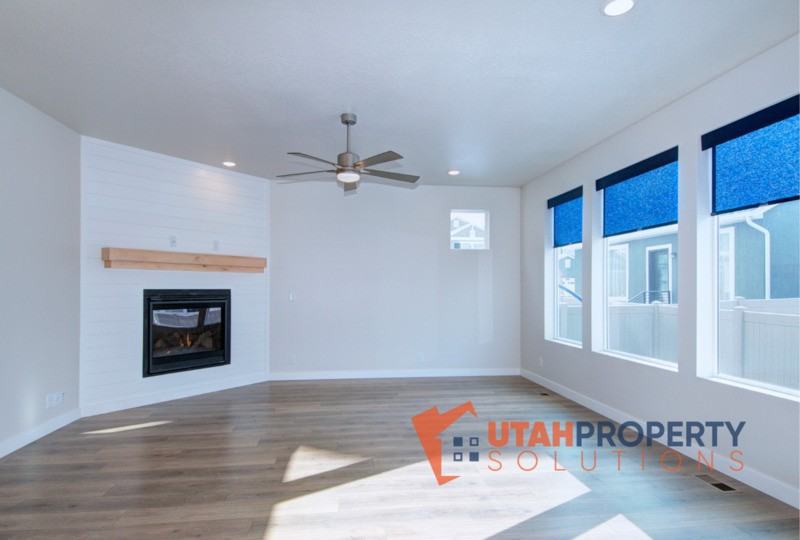 4693 W Daisy Ln - Photo 7 of 35