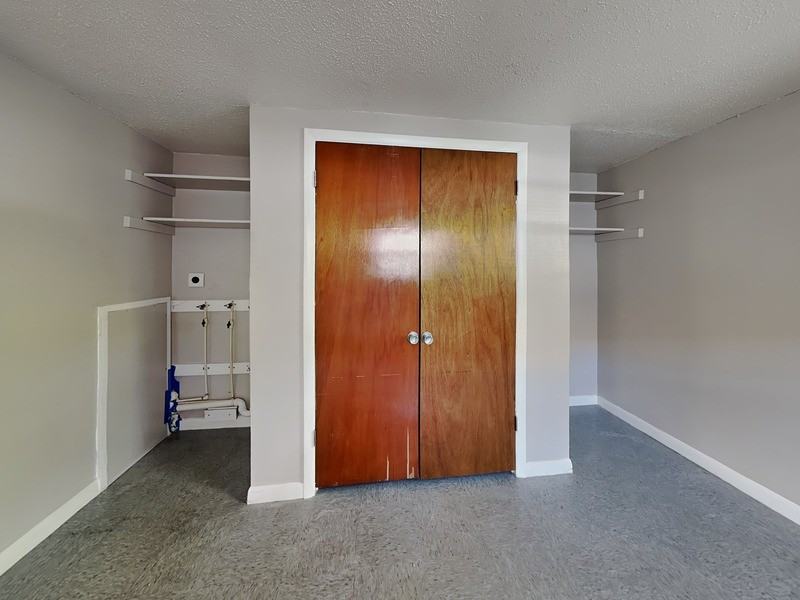 9610 N 12th St #B - Photo 6 of 12