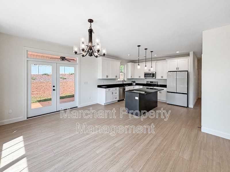 15 Gerru Ct - Photo 7 of 28