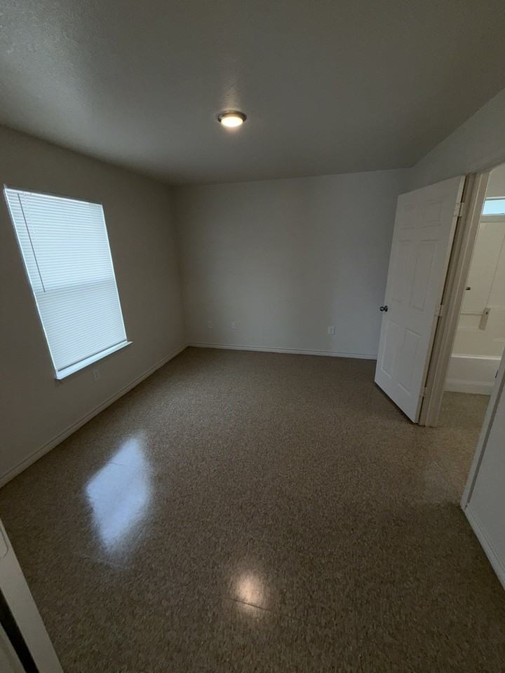 701 South 24th Street #A - Photo 7 of 10