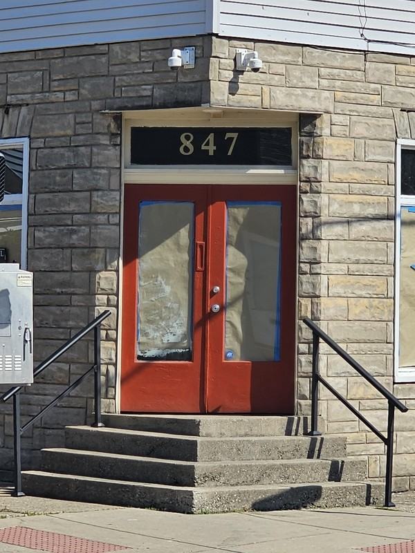 847 Central Ave - Photo 3 of 15