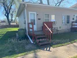 featured image of 321 E South St #2