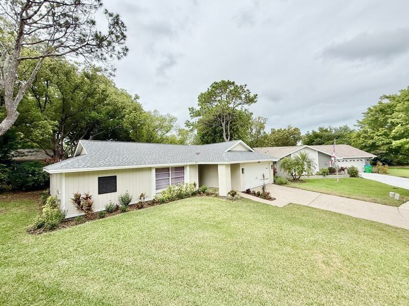 2869 Thistle Ct N - Photo 5 of 50