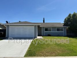 featured image of 1462 Snyder St