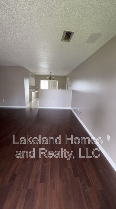 5608 Lake Fox Cir - Photo 7 of 26