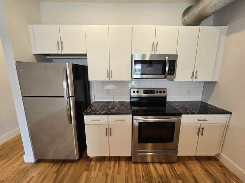 805 W Cary St #216 - Photo 5 of 16