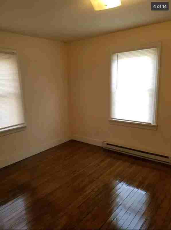 306 St Claire Ln - Photo 2 of 7