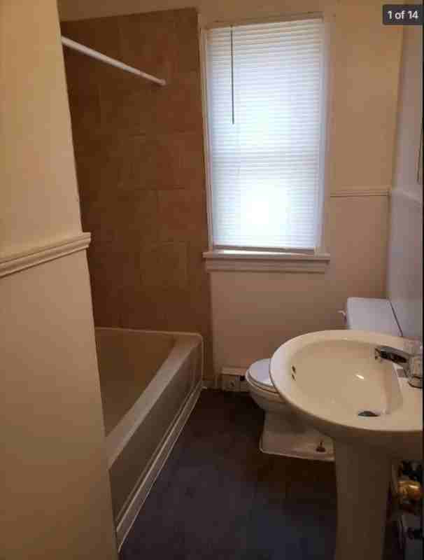 306 St Claire Ln - Photo 3 of 7