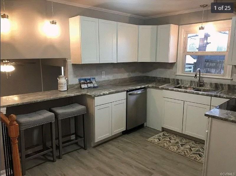 914 Yorkshire Rd - Photo 2 of 24