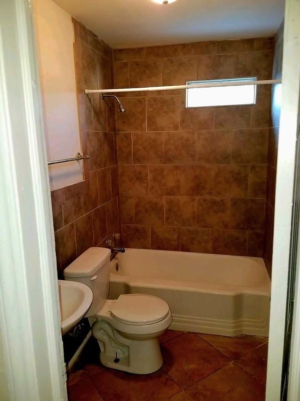 515 Hunt Ave - Photo 2 of 7