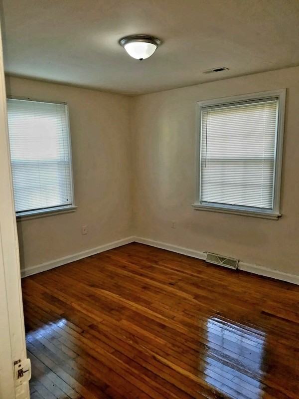 515 Hunt Ave - Photo 5 of 7