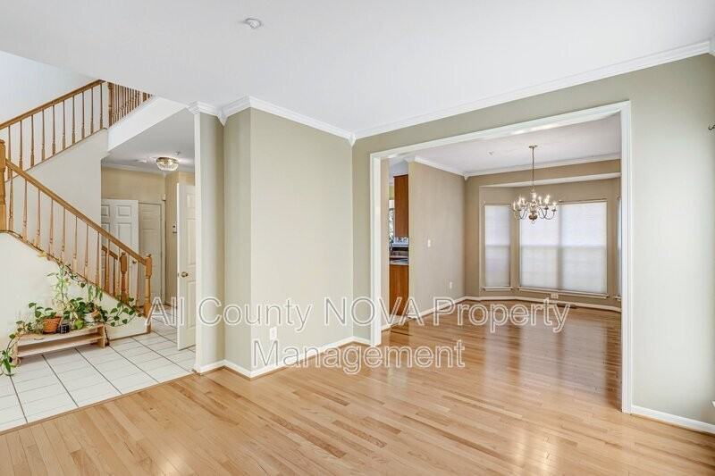 8308 Deerstill Way - Photo 4 of 50