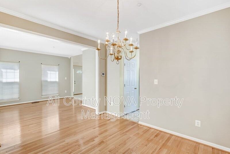 8308 Deerstill Way - Photo 6 of 50