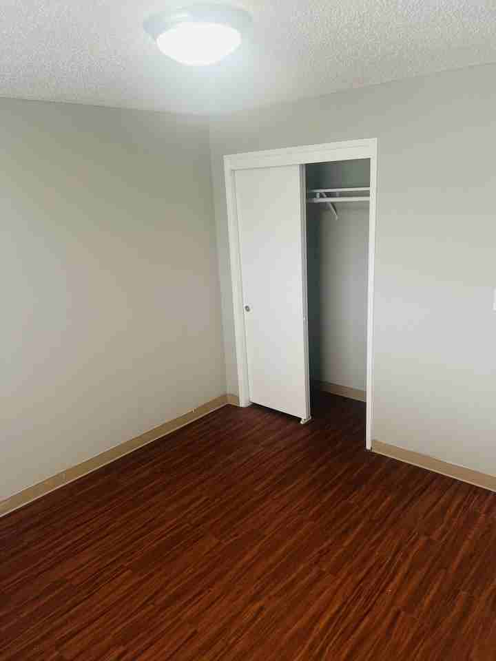 Lakeland Heights - Photo 4 of 11