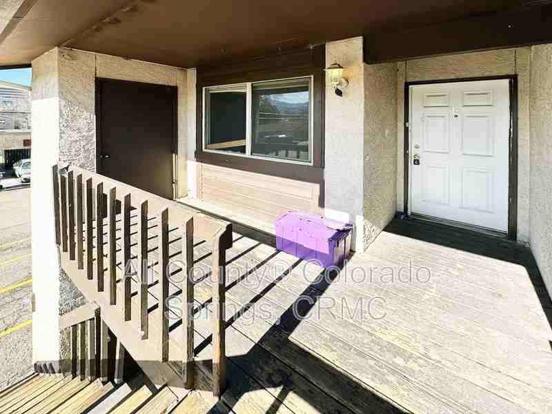 2232 N Weber St #E - Photo 2 of 16