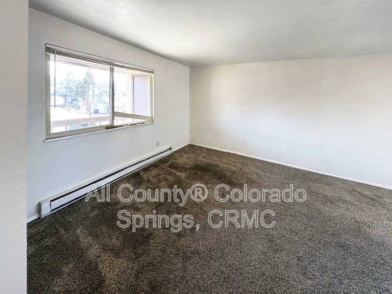 2232 N Weber St #E - Photo 7 of 16