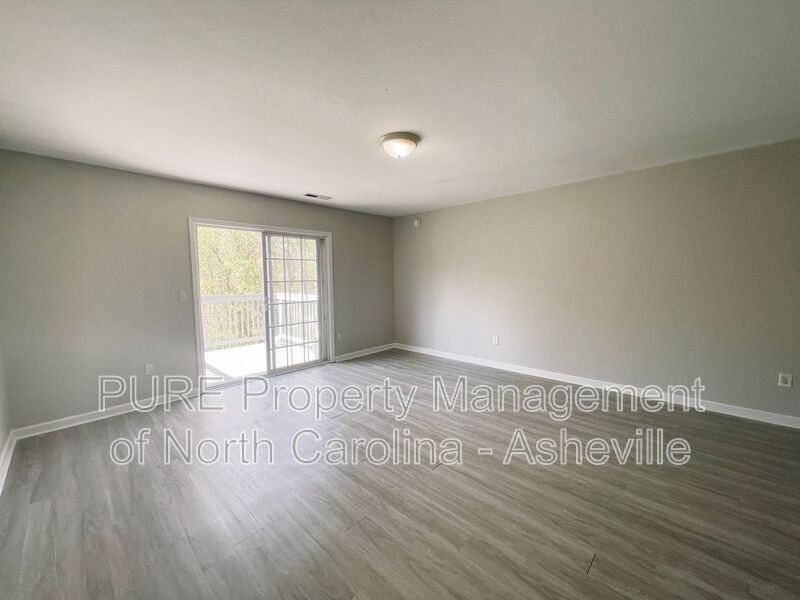 143 Carrion Ln - Photo 2 of 15