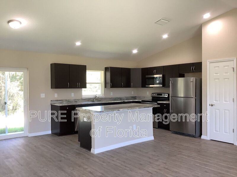 204 Locust Pass Trl - Photo 6 of 40