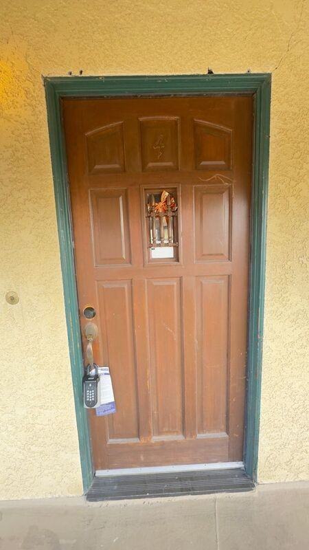 539 N Alameda Ave #4 - Photo 2 of 13