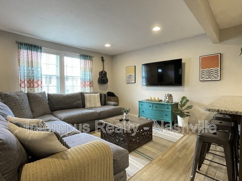 120 Lucile St - Photo 3 of 22