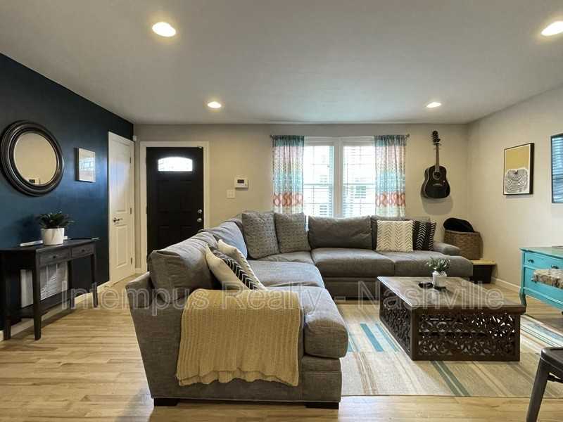 120 Lucile St - Photo 5 of 22