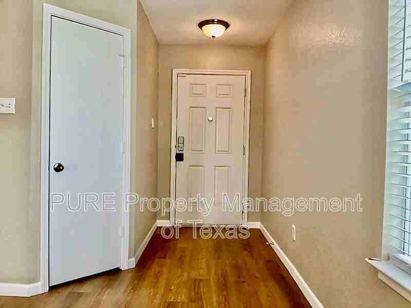 325 Brown St - Photo 2 of 29