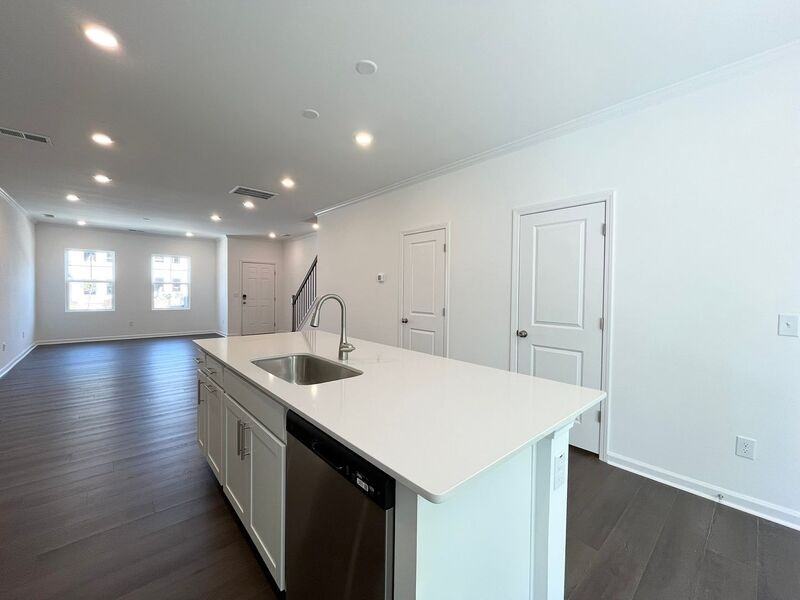 658 Mirkwood Ave - Photo 4 of 26