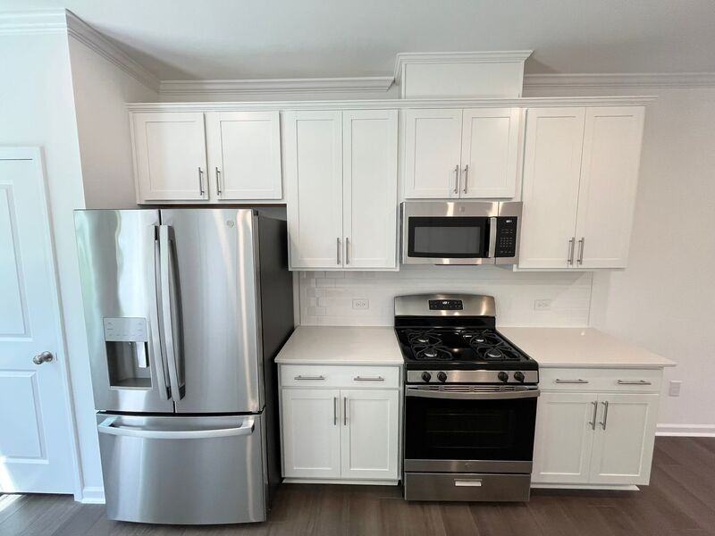 658 Mirkwood Ave - Photo 5 of 26