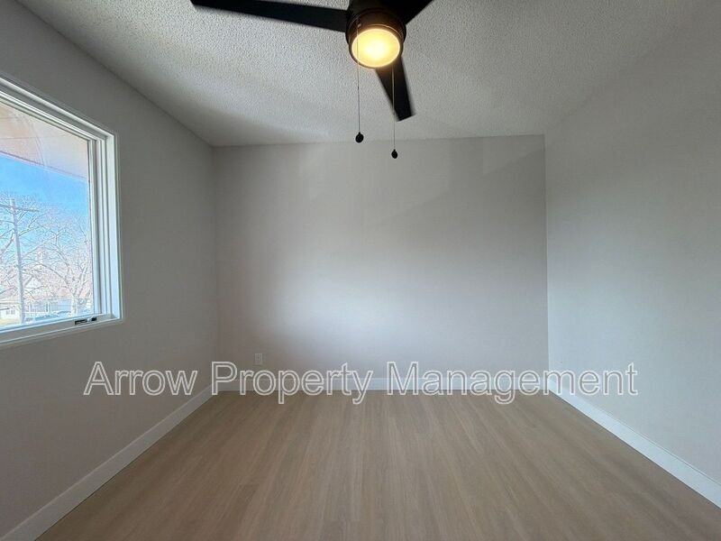 2323 T St #18 - Photo 6 of 10