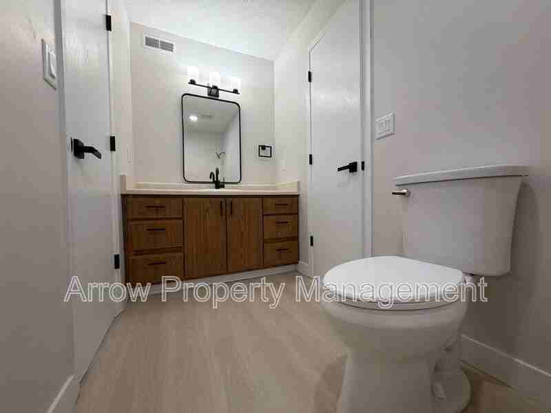 2323 T St #18 - Photo 7 of 10