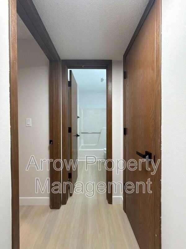 539 N 24th St #17 - Photo 5 of 11