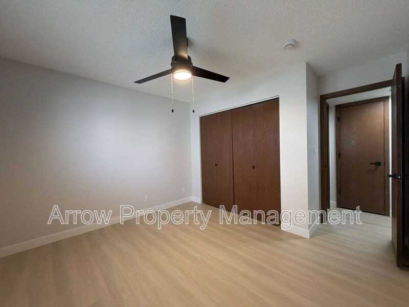 539 N 24th St #17 - Photo 7 of 11