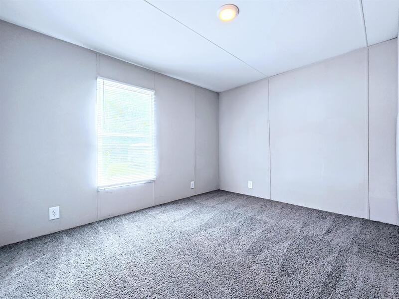 212 Sunshine Dr - Photo 7 of 14