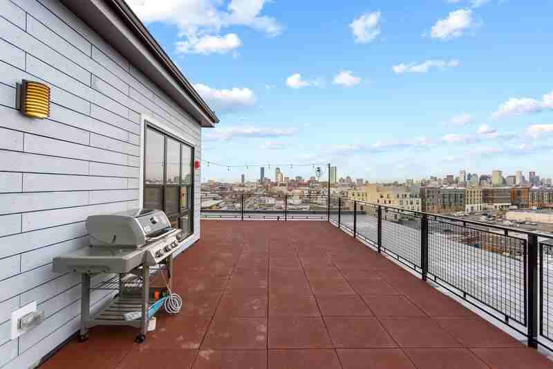 1258 Massachusetts Ave - Photo 5 of 8