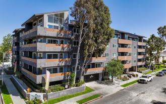 110 South Sweetzer Ave - Photo 1 of 1