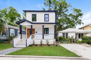 featured image of 1025 W 38th St