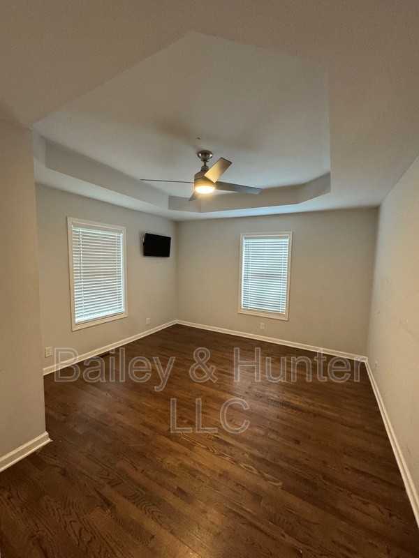 85 Meldon Ave Se - Photo 2 of 12