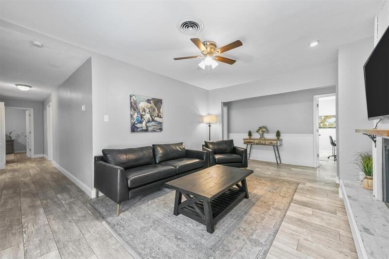 6209 Calmont Ave - Photo 5 of 24