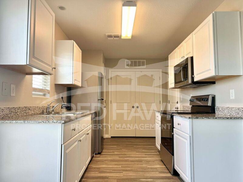 1660 S Wooten St - Photo 6 of 19