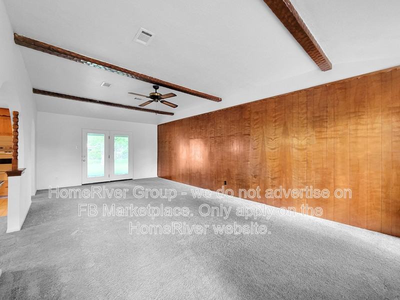 2295 Chester St - Photo 4 of 20