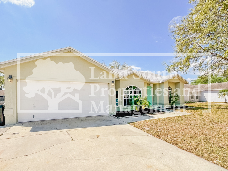 2818 Timbercrest Pl - Photo 2 of 19