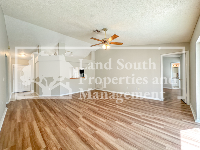 2818 Timbercrest Pl - Photo 7 of 19