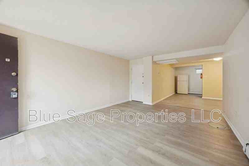 100 E Glenolden Ave #D17 - Photo 3 of 14