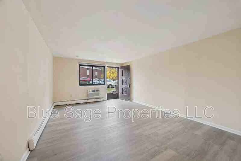 100 E Glenolden Ave #D17 - Photo 4 of 14