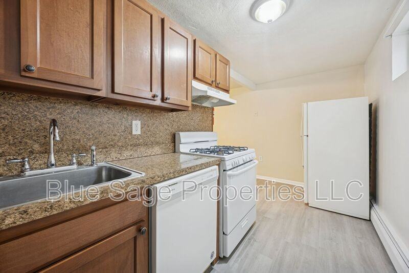 100 E Glenolden Ave #D17 - Photo 7 of 14