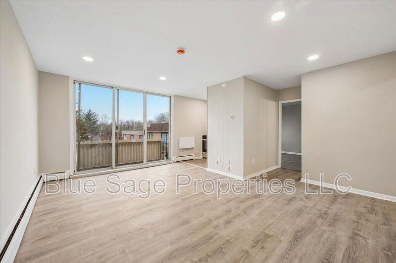 100 E Glenolden Ave #R11 - Photo 2 of 16