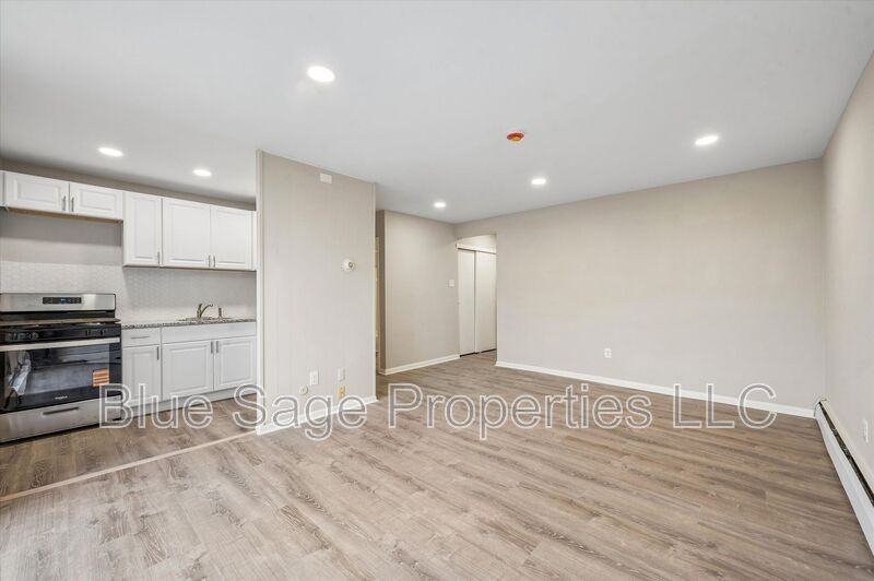 100 E Glenolden Ave #R11 - Photo 6 of 16