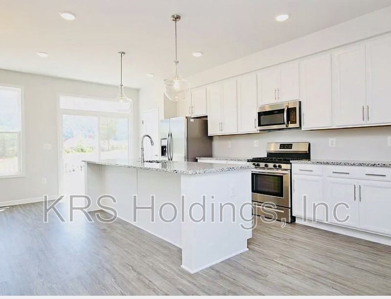 3207 Bergen St - Photo 5 of 8